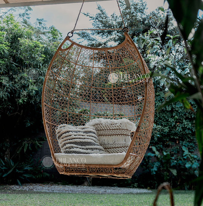 HANGING CHAIR (COLUMPIO)
