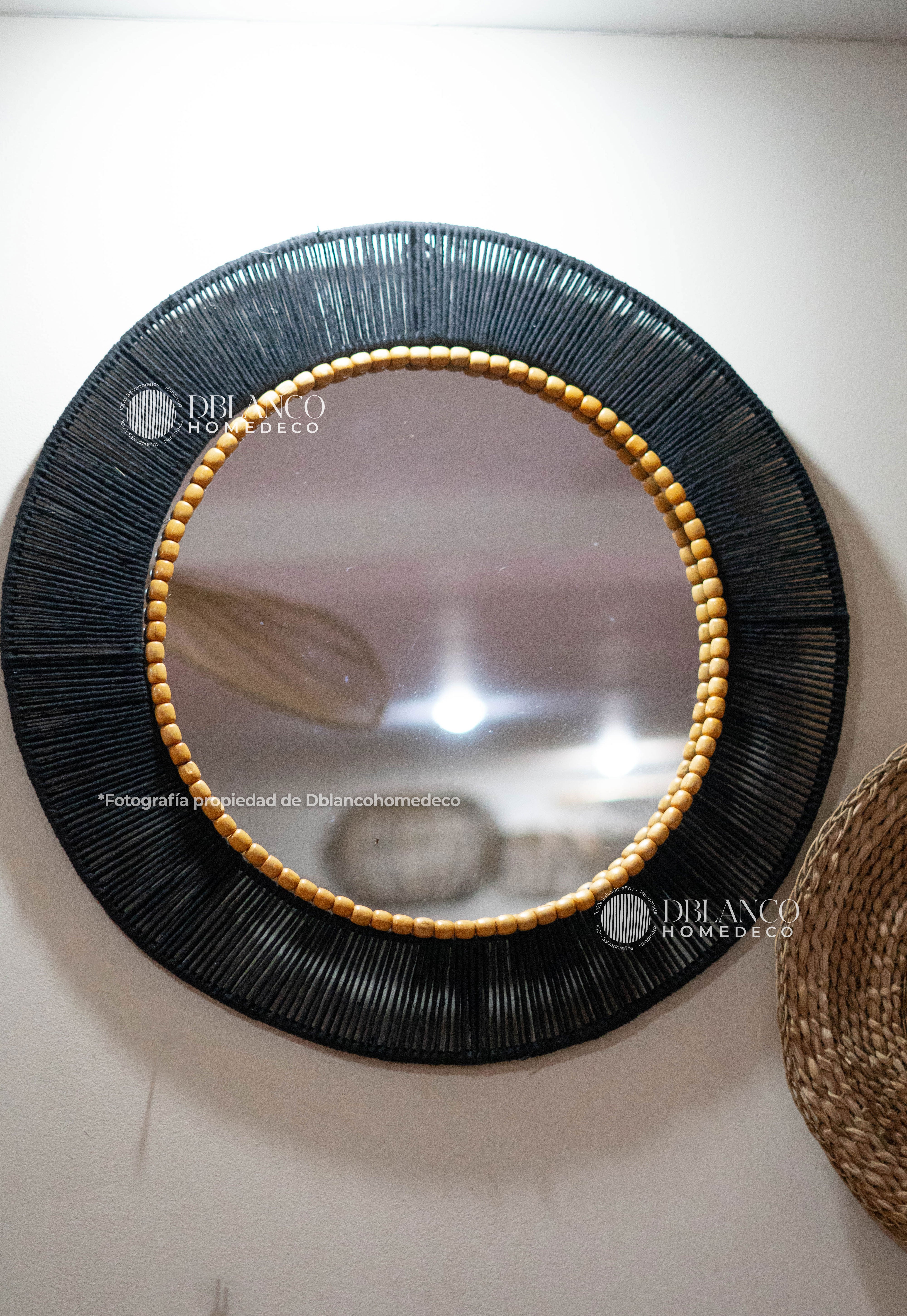 BLACK MIRROR (CORDÓN NEGRO)