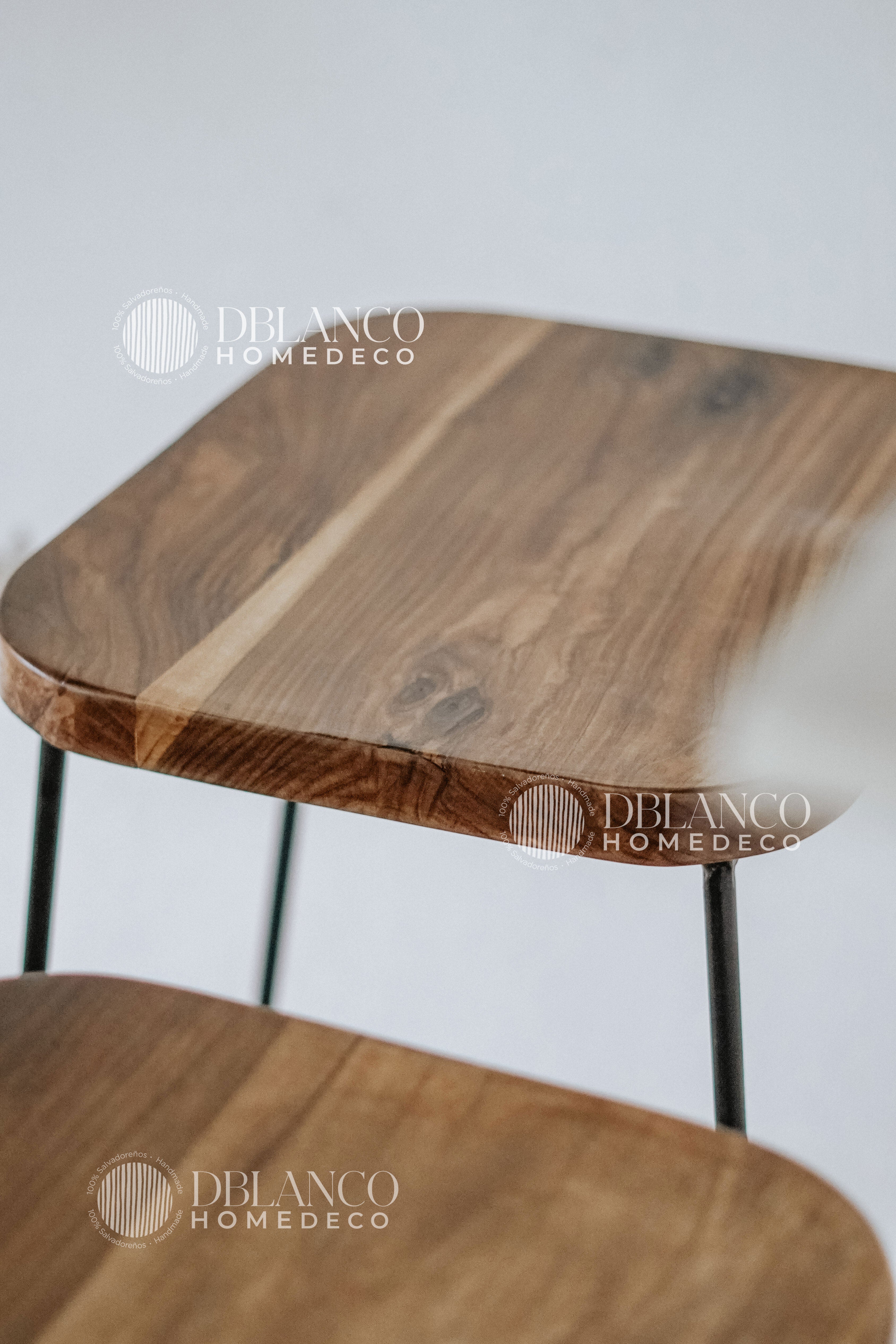 IRON WOOD (BAR STOOL)