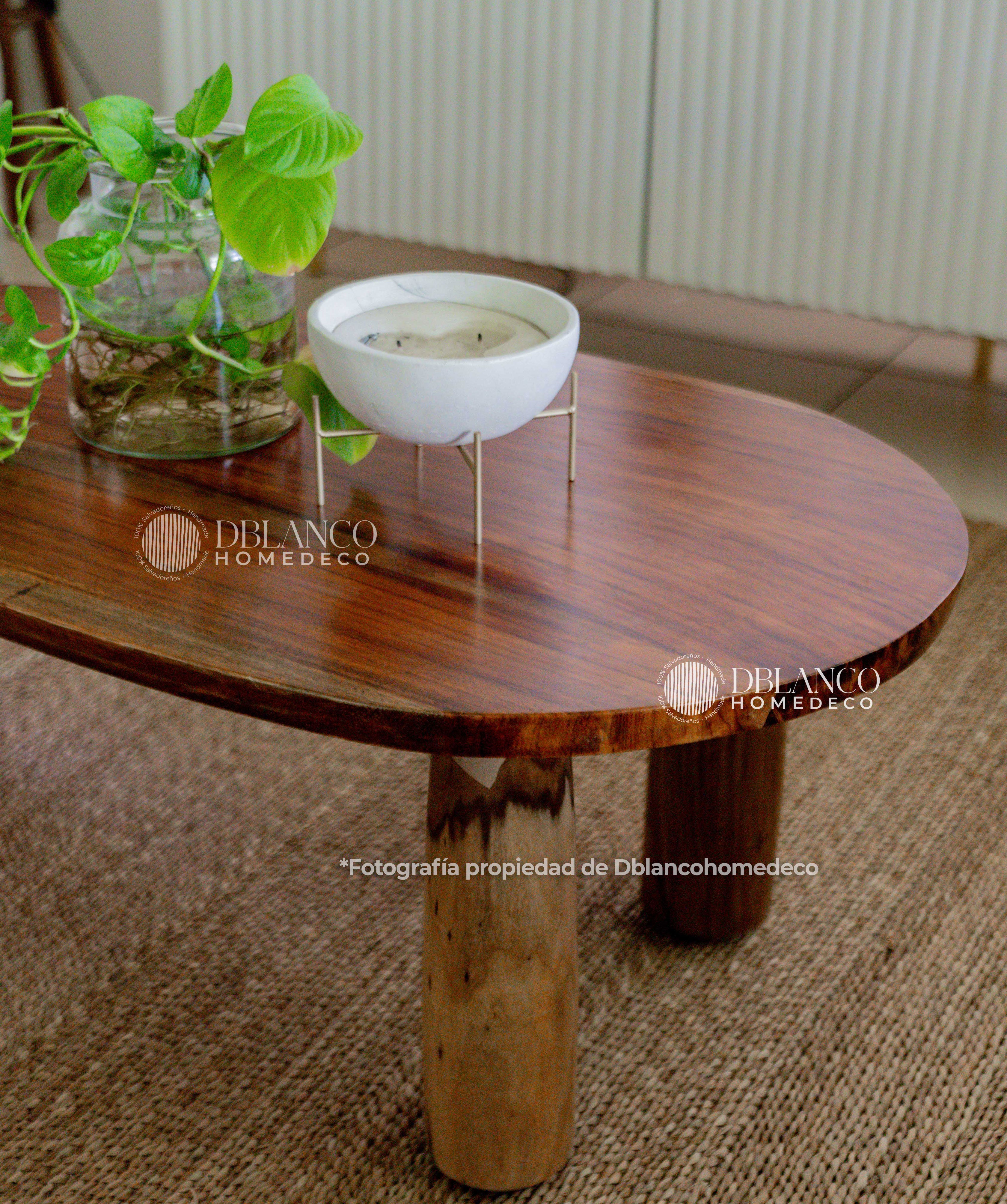 AMBAR OVAL TABLE (MESA CENTRO)