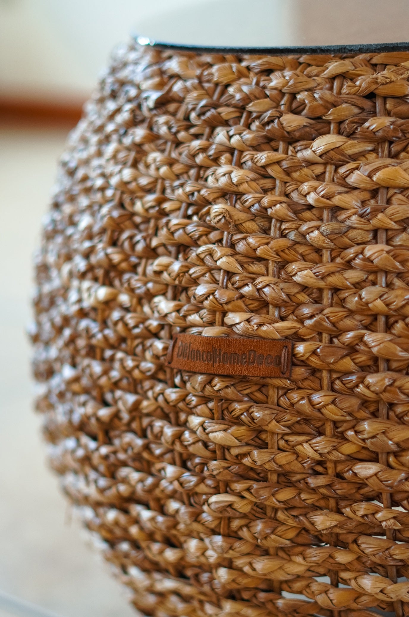 TABURETE SOPORTES DE MADERA