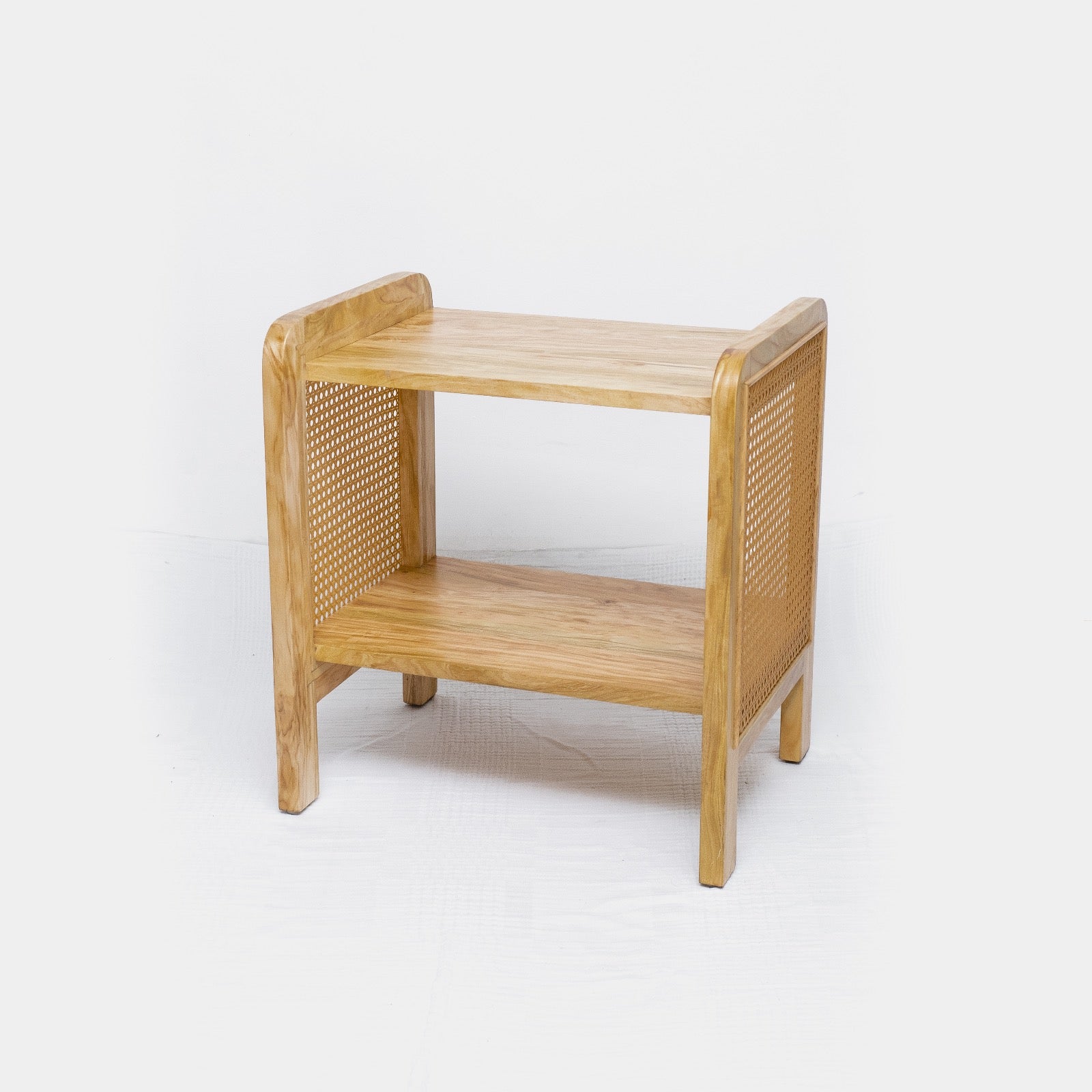 WOODEN NIGHTSTAND (MESA DE NOCHE)