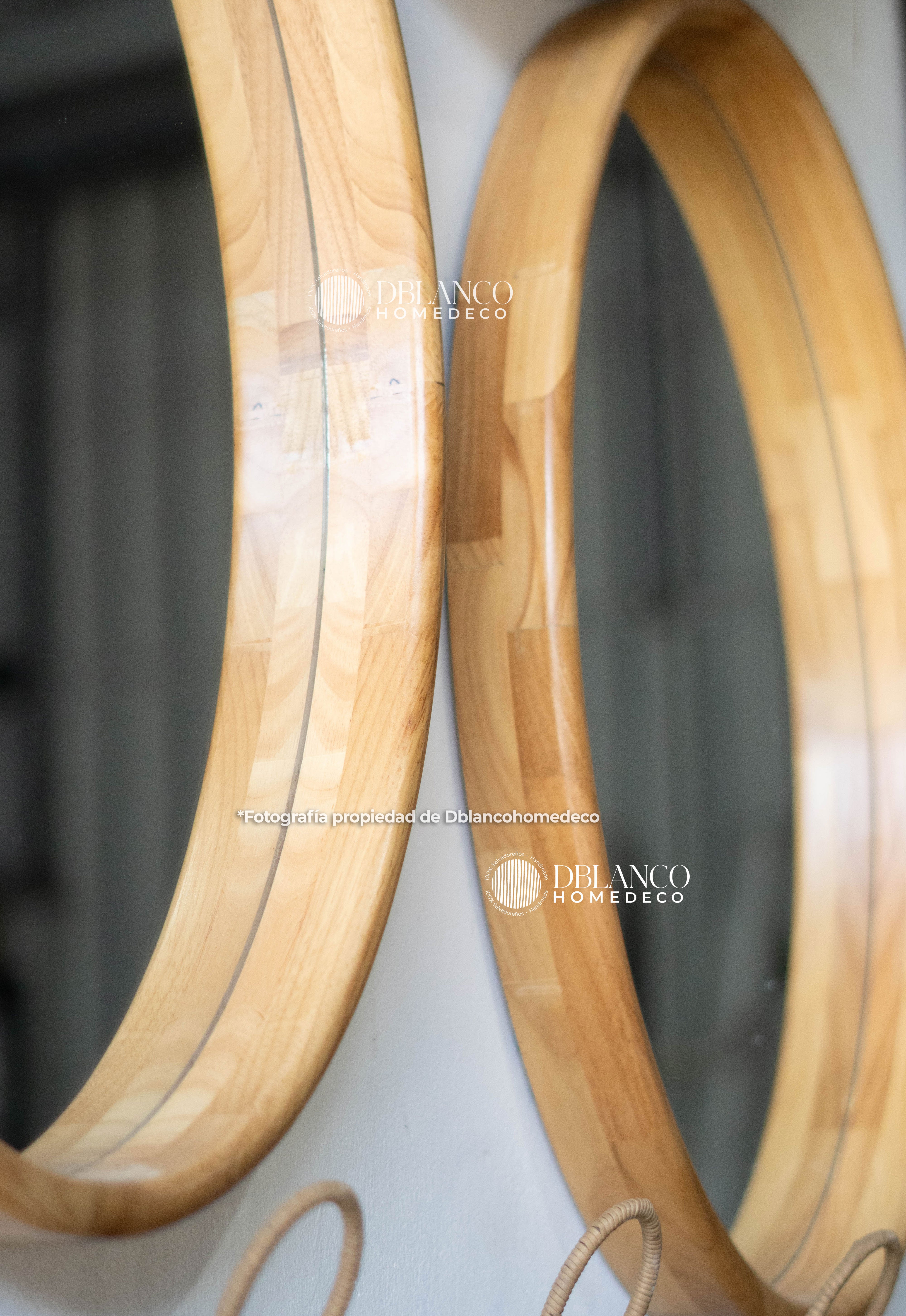 OVAL WOOD MIRROR (ESPEJO)