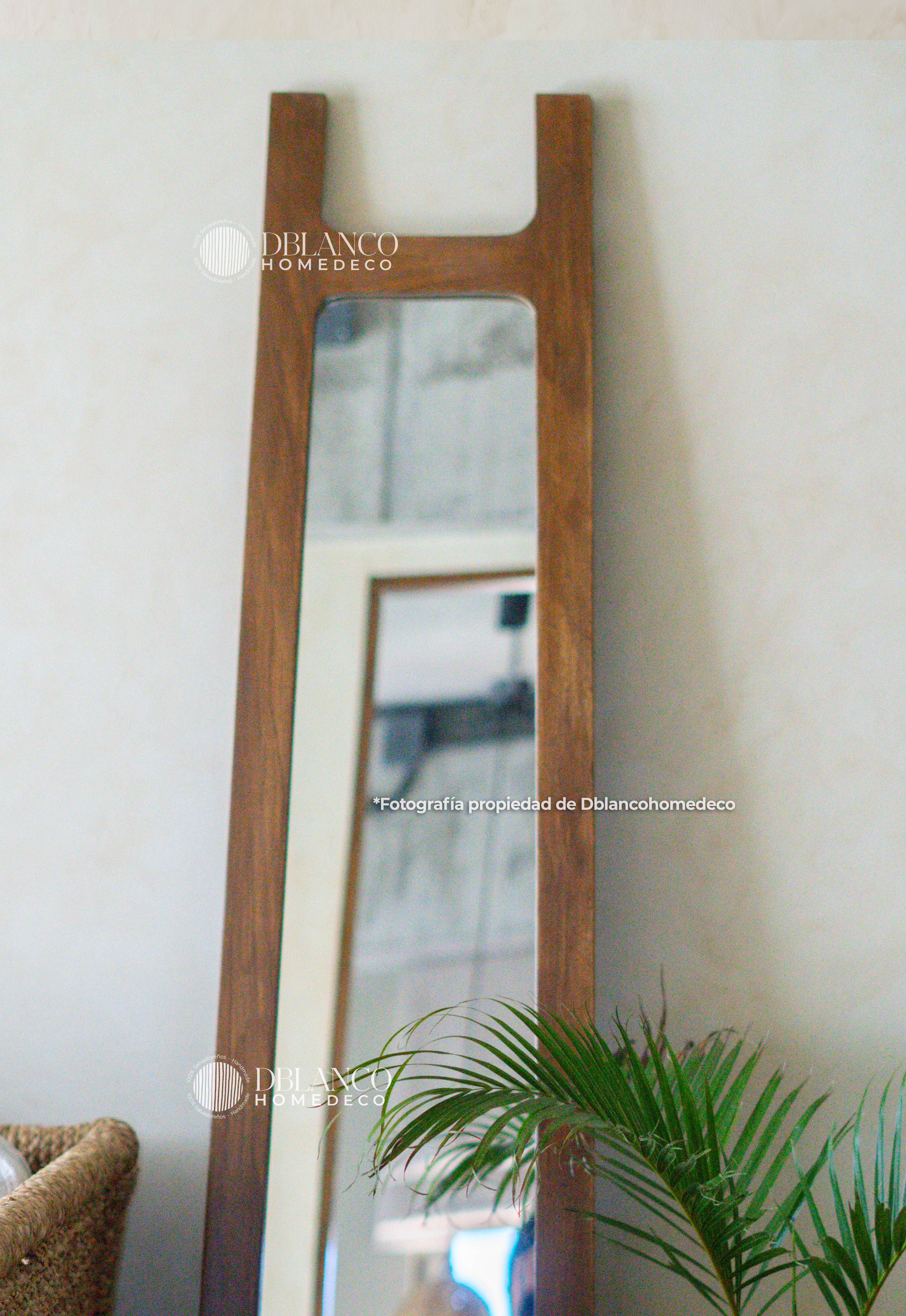 ESPEJO VERTICAL NATURAL