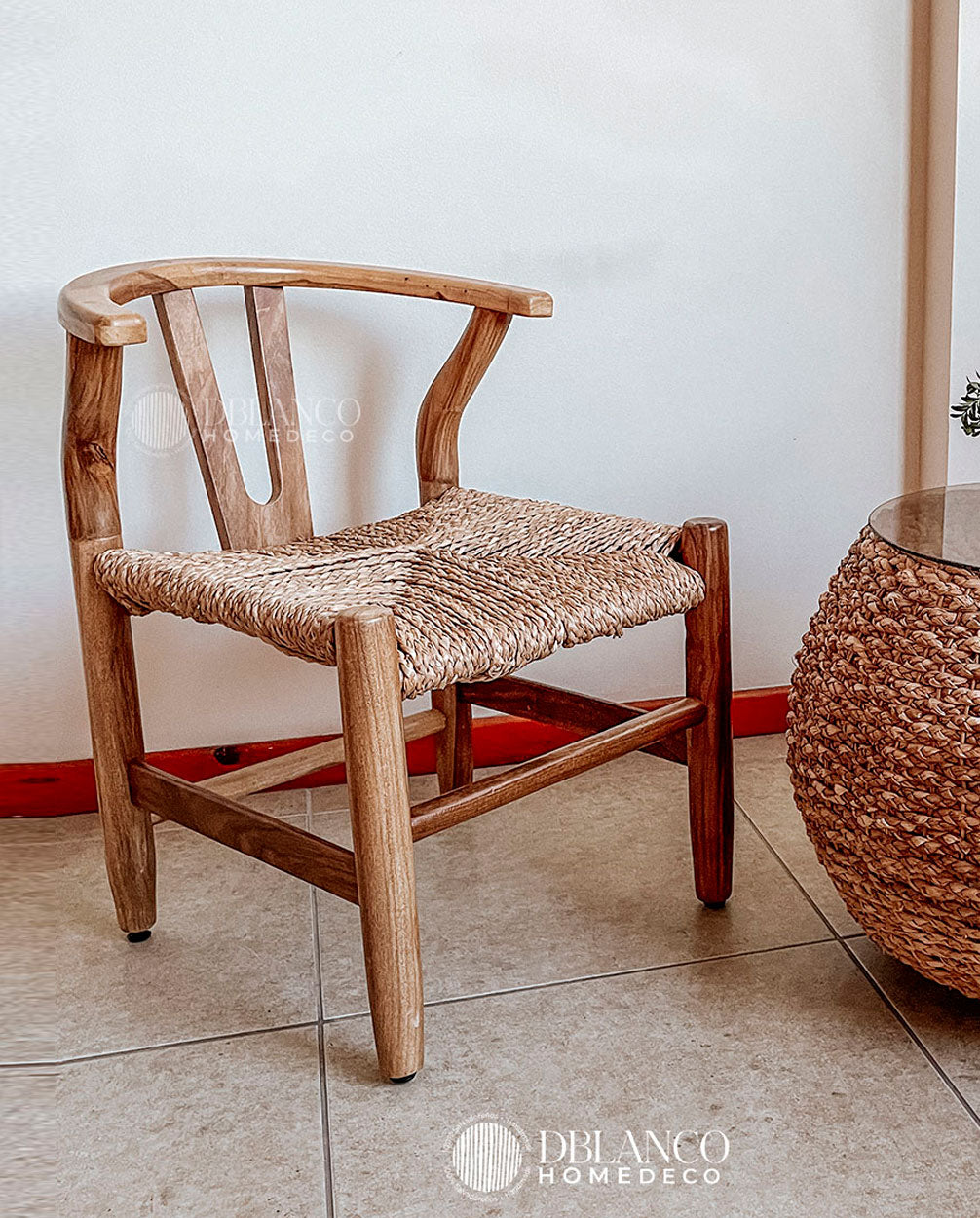 WISHBONE CHAIR (SILLA)
