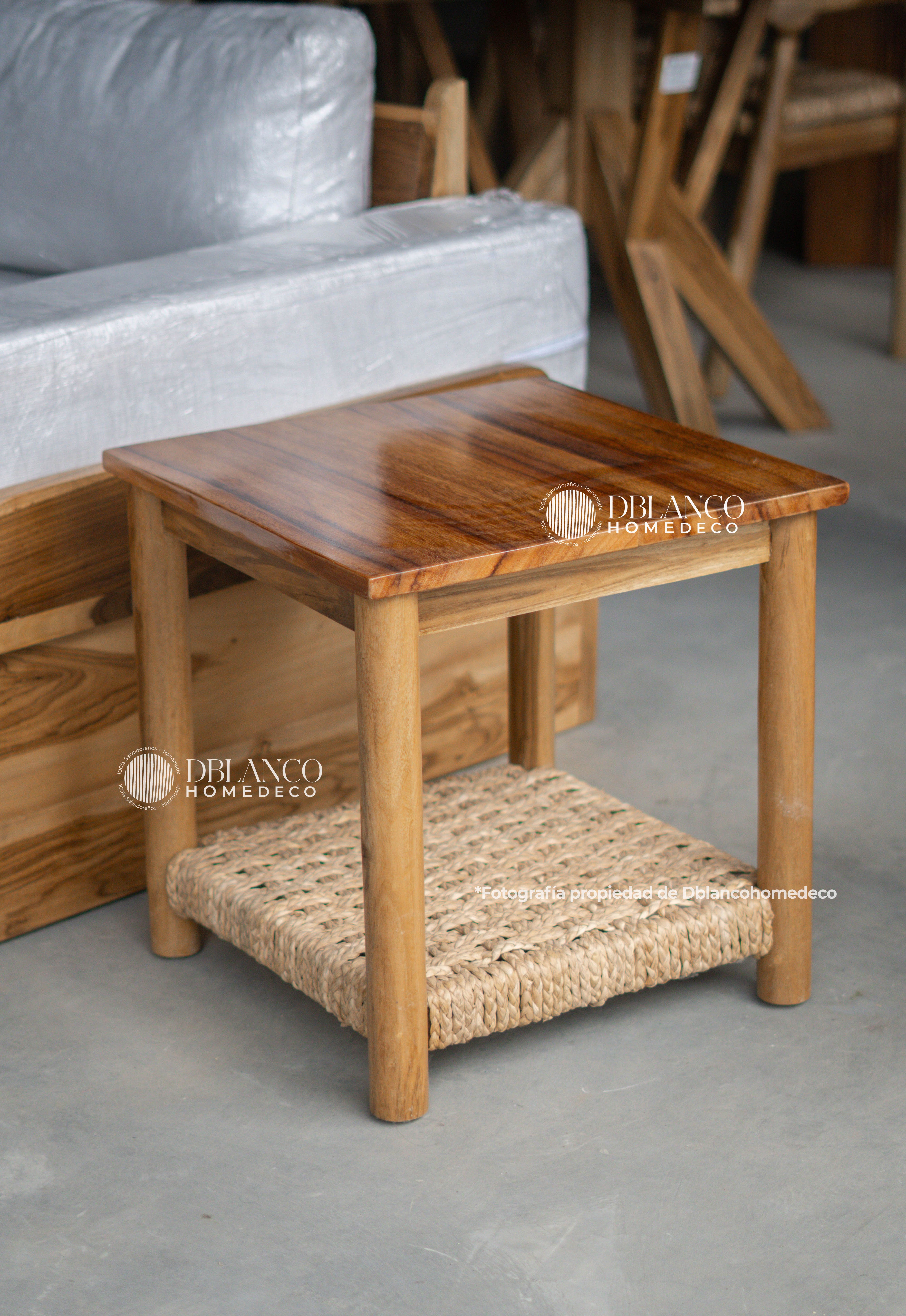 MINI ARTESAN TABLE (MESA)