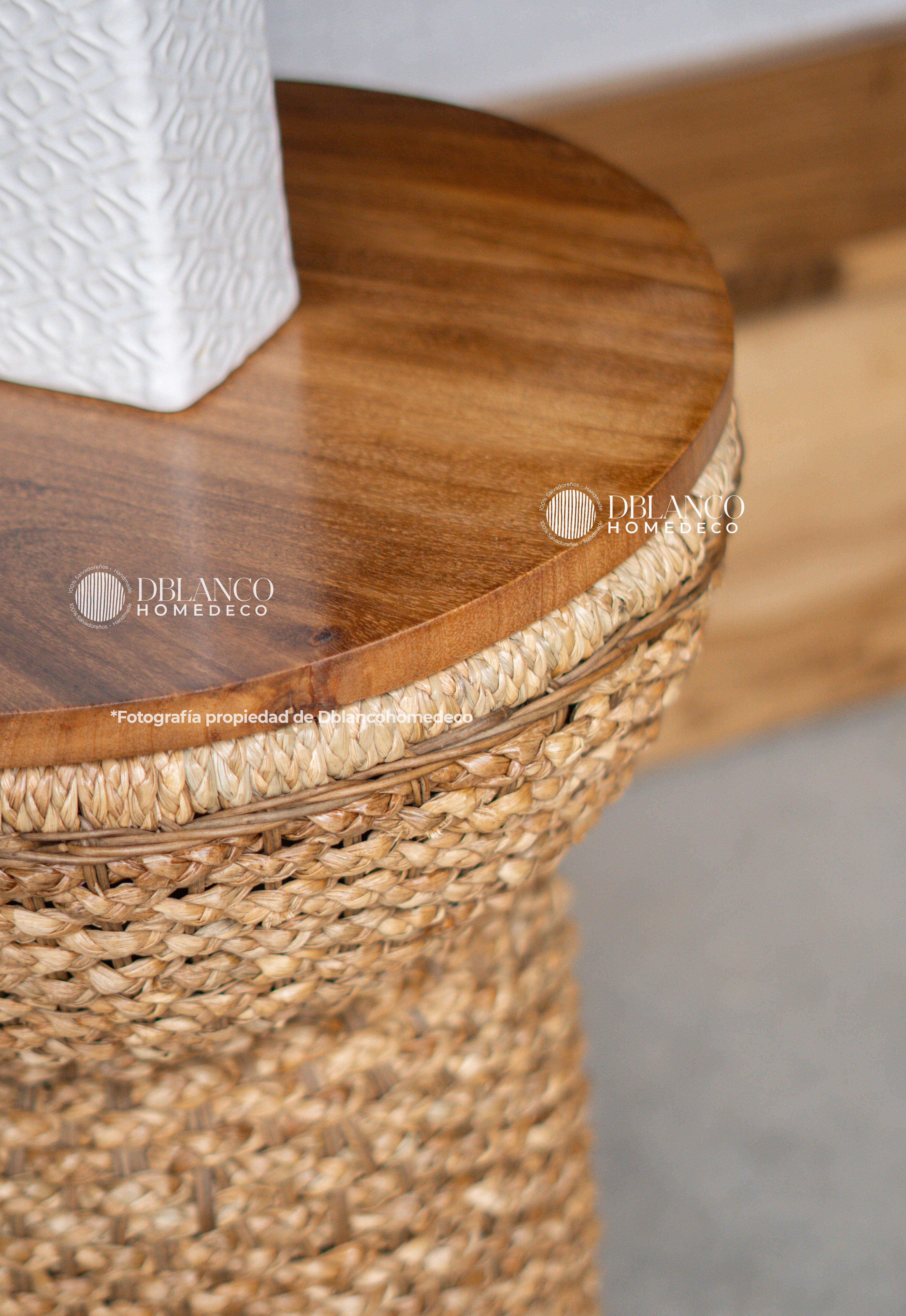 MINI CURVED TABLE (MESA)