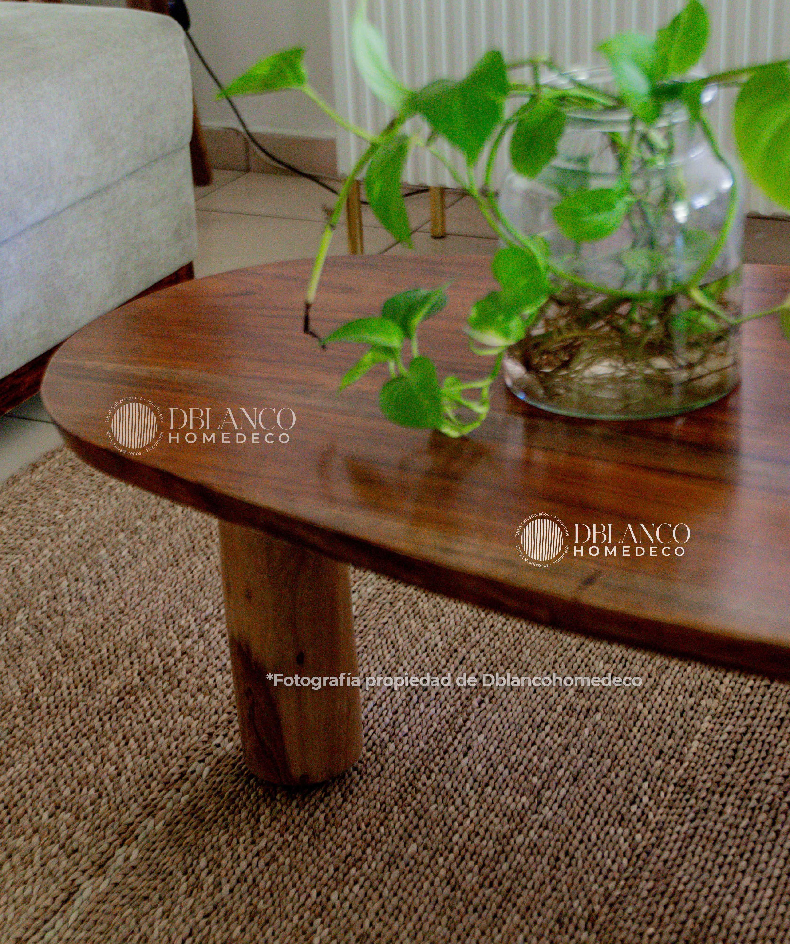 AMBAR OVAL TABLE (MESA CENTRO)