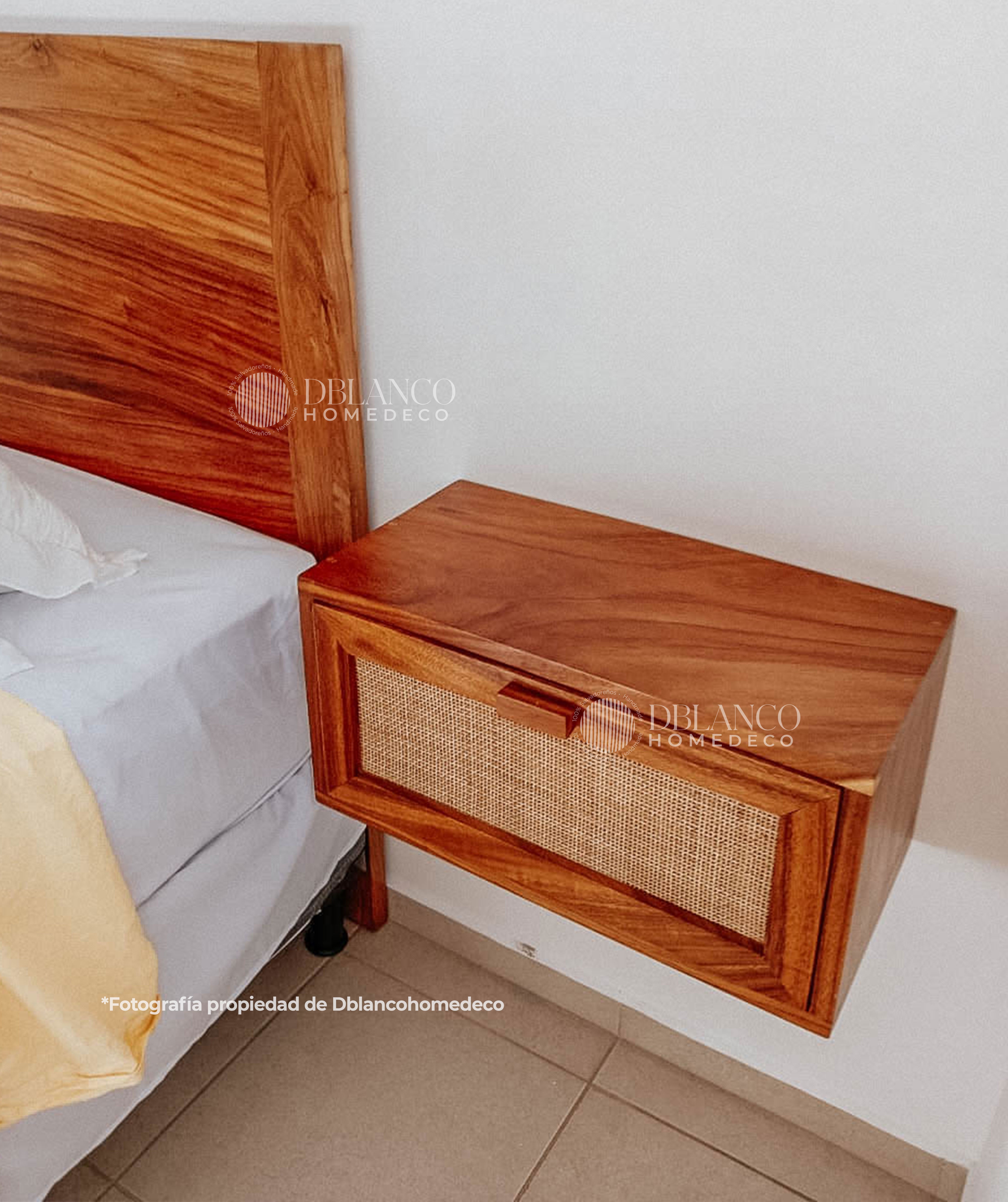 NIGHTSTAND (FLOTANTE)