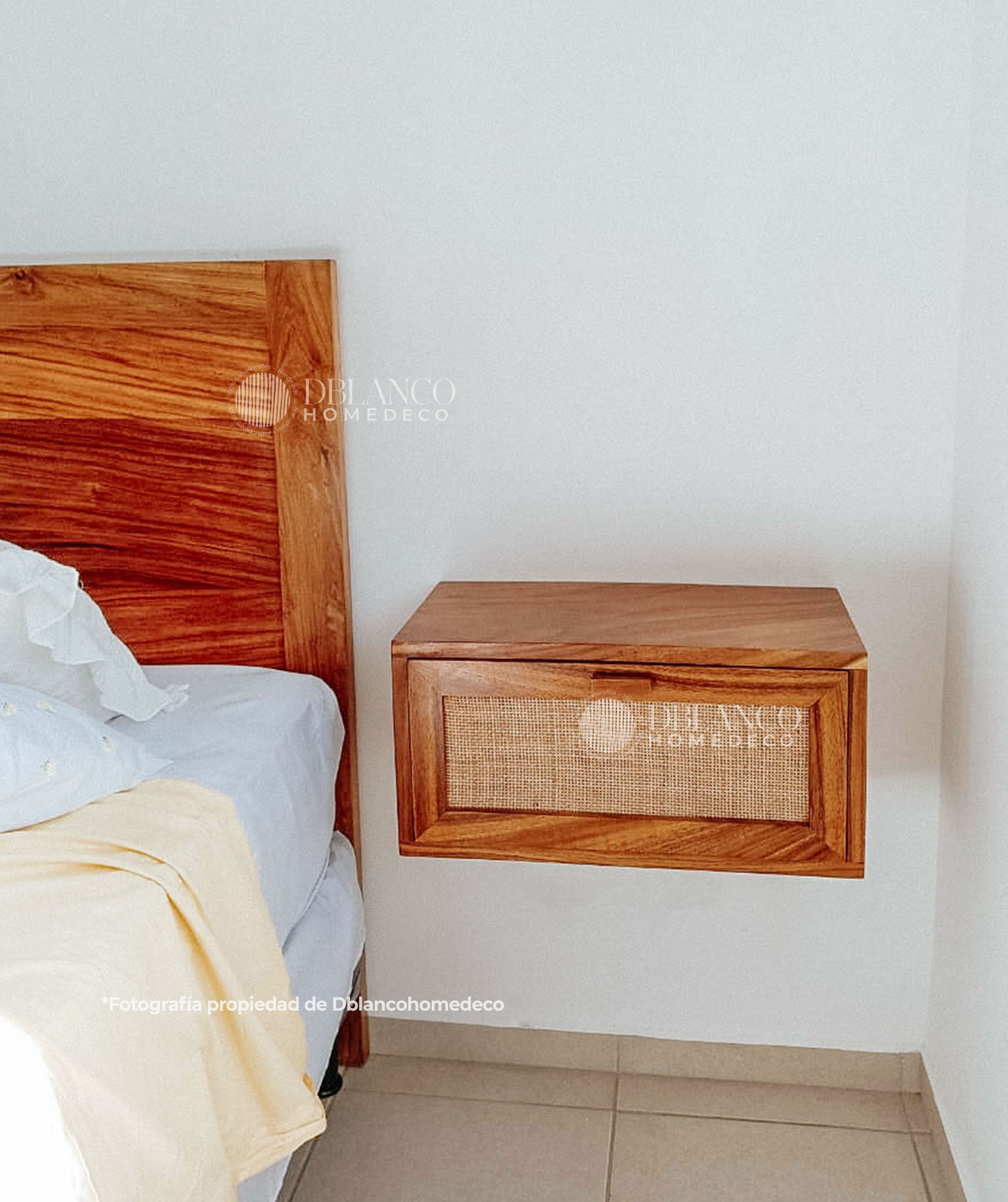 NIGHTSTAND (FLOTANTE)