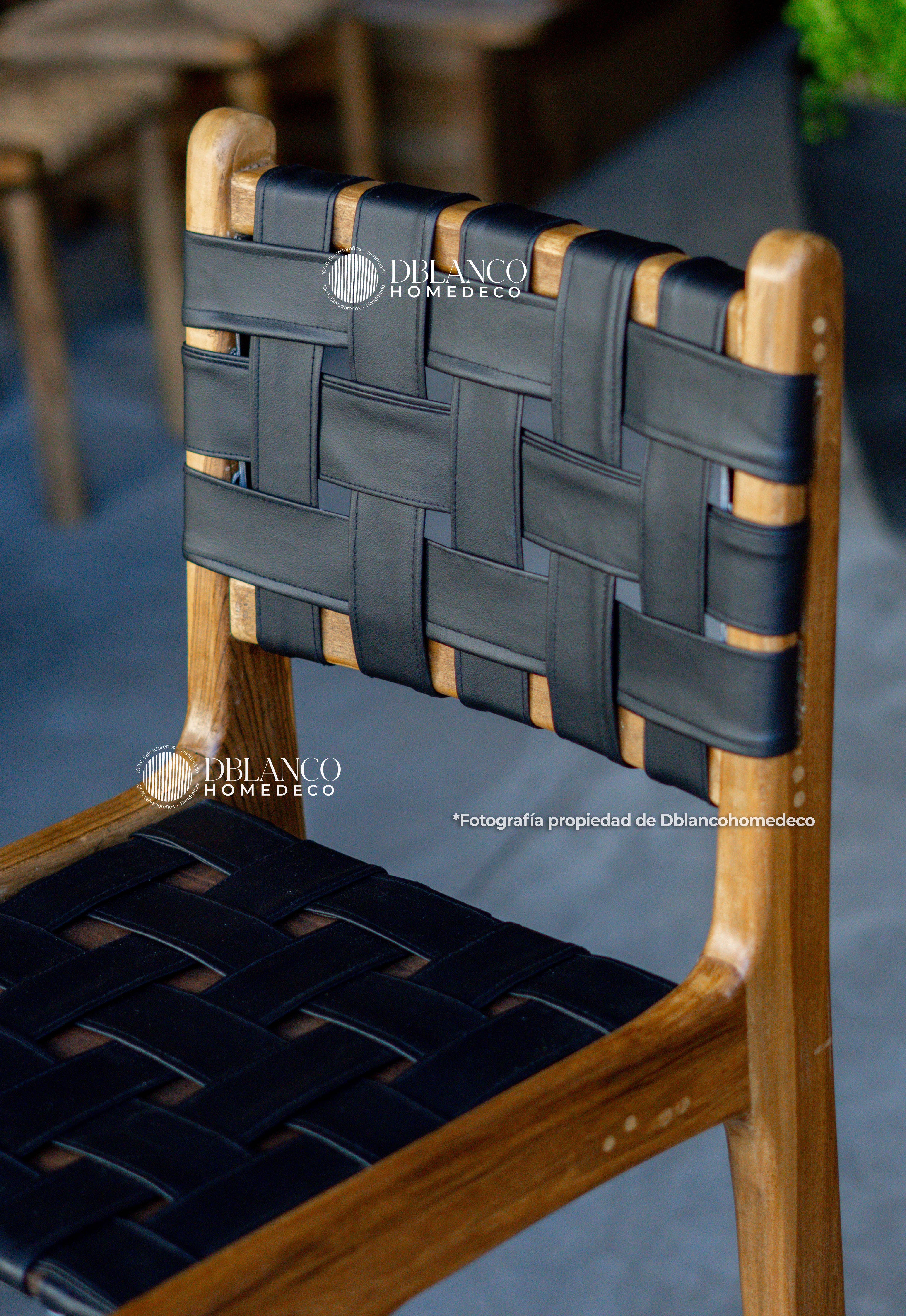 LEATHER CRAFT (STOOL BAR)