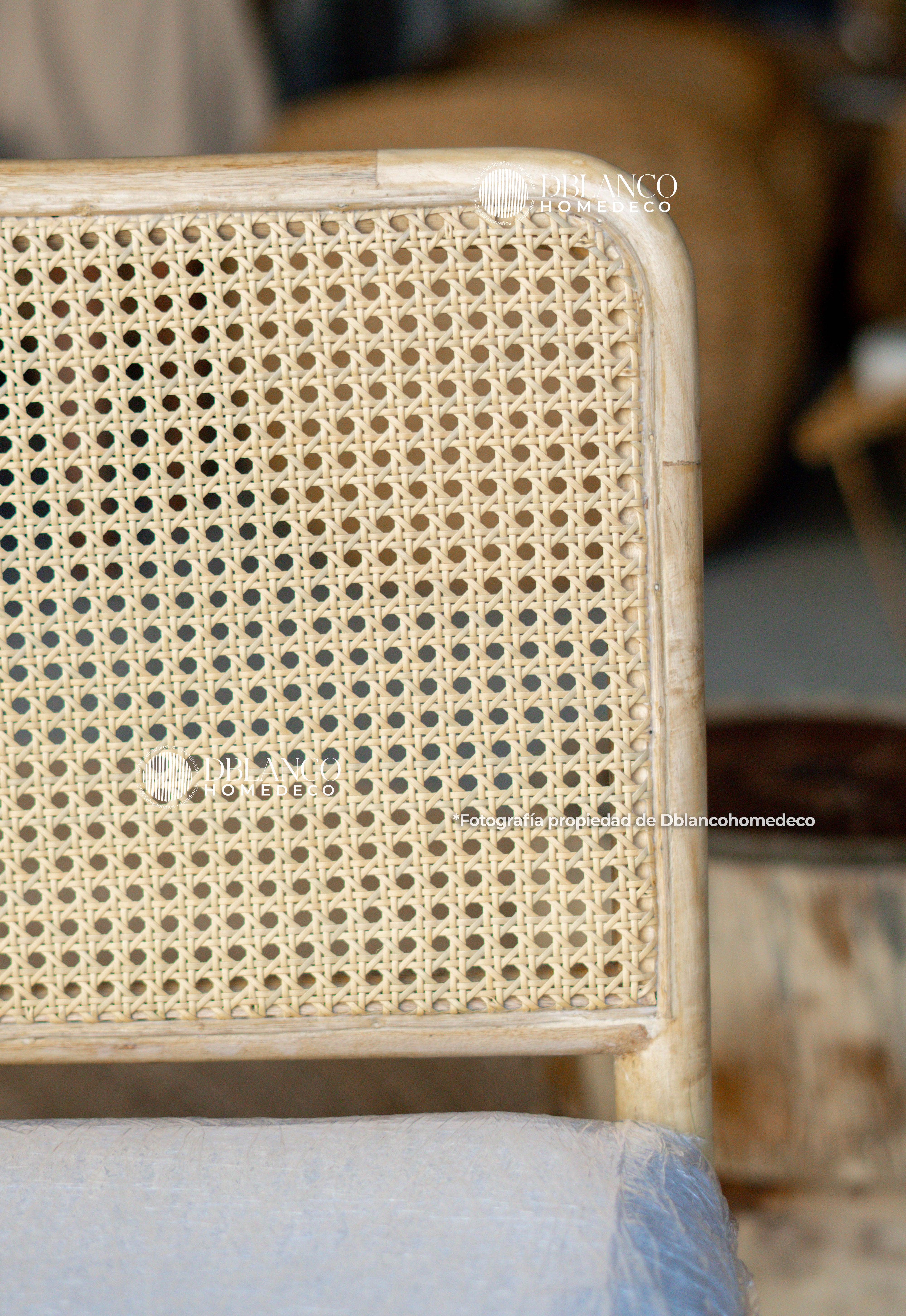 NORDIC RATTAN CHAIR (STOOL BAR)